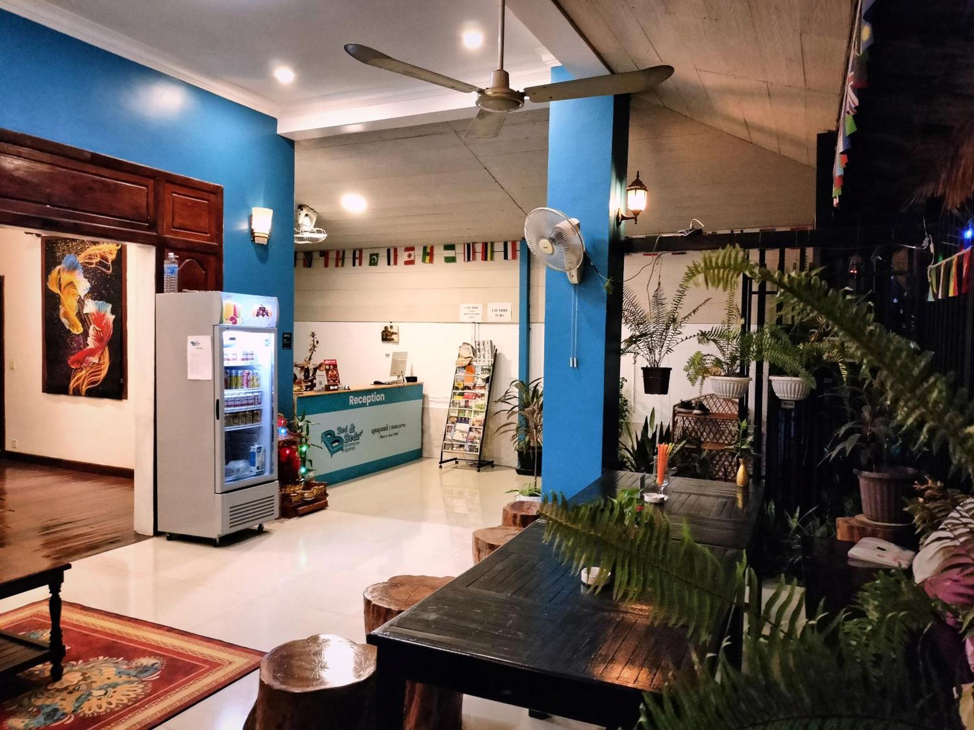 Bed & Bedzzz Hostel Сием Реап Екстериор снимка