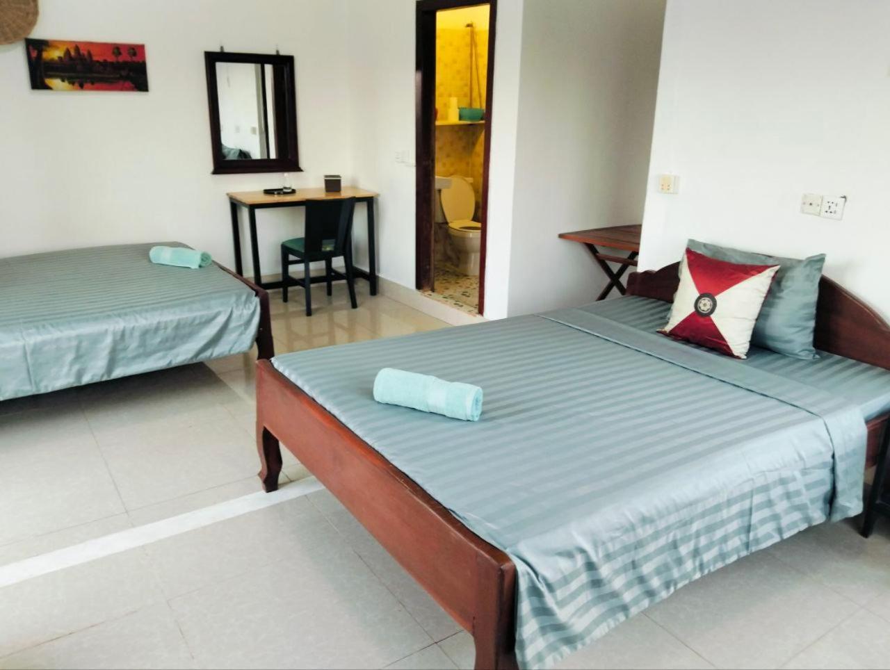 Bed & Bedzzz Hostel Сием Реап Екстериор снимка